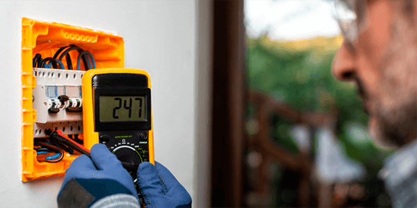 Curso de Eletricista Instalador + Curso de NR 10, com Certificados